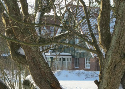 Angerhuus Außenansicht im Winter